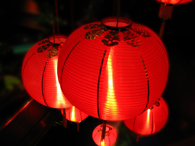 chinese-lanterns-1171985-640x480 (1)